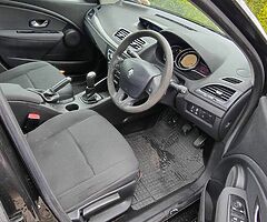 2011 Renault  Fluence - Image 4/6