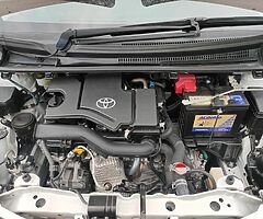 162 Toyota Yaris/Vitz 1.0L Automatic - Image 4/10