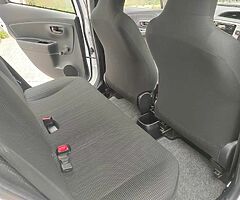 162 Toyota Yaris/Vitz 1.0L Automatic - Image 8/10