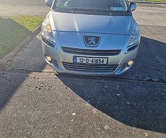 2012 Peugeot 5008, 7 Seater and Long Nct.