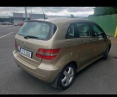 Mercedes Benz B150 Petrol