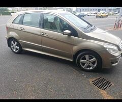Mercedes Benz B150 Petrol