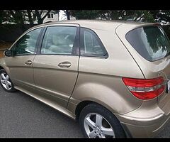 Mercedes Benz B150 Petrol