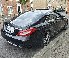 2015 MERCEDES BENZ CLS AMG LINE PREMIUM!!