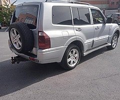 06 mitsubishi pajero