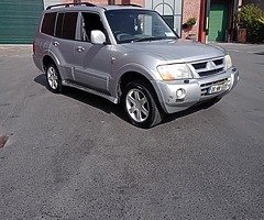 06 mitsubishi pajero - Image 6/6