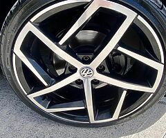 2014 Volkswagen Golf - Image 4/10