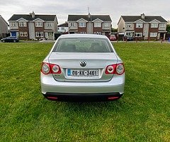 Volkswagen Jetta 1.9 sport tdi - Image 4/10