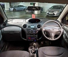 2002 Toyota Yaris - Image 10/10