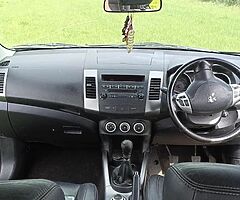 Peugeot 4007 2.2d 4x4 - Image 7/10