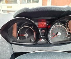 Ford Fiesta Edge 1.4 TDCi Diesel 2012 (or Volvo V50 D5 2009 ) - Image 7/10