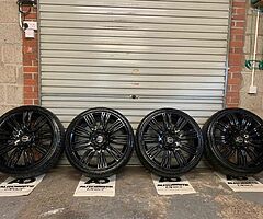 Range rover Evoque 22" Alloy's