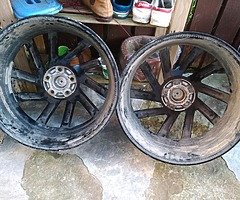 19 5x112 vw alloys no tyres or craxk or weld or etx need gone best offer take
