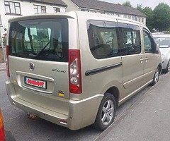 FIAT SCUDO MINIBUS 2009 2.0 MULTIJET DIESEL,ENGINE 6 SPEED MODEL QUICK SALE NEEDED HENCE PRICE - Image 4/7