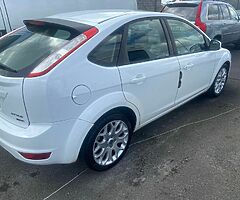 Ford Focus 2009 - Image 8/9