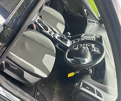 2012 Ford  Focus - Image 3/5