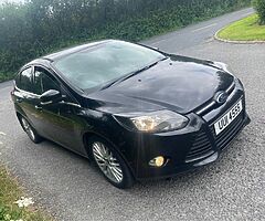 2012 Ford  Focus - Image 4/5