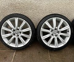 18” OEM Audi A6 Alloys with brand new tyres