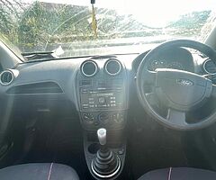 FORD FIESTA NCT 03/23 LOW MILEAGE 92K - Image 5/7