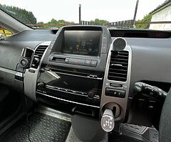 Toyota Prius - Image 4/10
