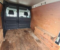 2015 Volkswagen Caddy - Image 5/7