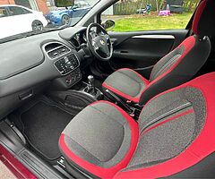 2012 FIAT Punto - Image 4/6