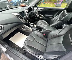 2013 Hyundai Veloster - Image 4/8