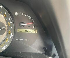 2000 Lexus is200
