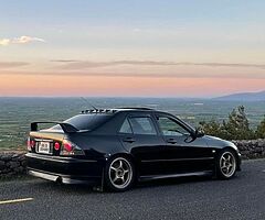 2000 Lexus is200 - Image 8/10