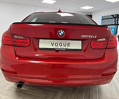 2012 BMW Series 3 - Image 3/6