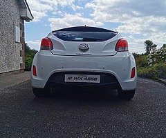 Hyundai Veloster - Image 5/8