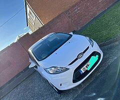 2012 Ford Fiesta