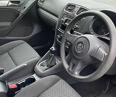2010 Volkswagen Golf - Image 5/7
