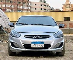 هيونداى اكسنت RB ٢٠١٥ فابريكا اتنين ايرباج وفرامل ABS وطاره مالتى وشاشه عرض - Image 8/9