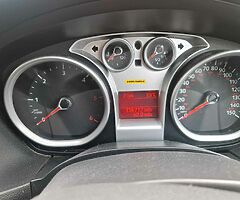 2010 Ford Focus - Image 7/8