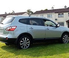 2010 nissan qashqai +2