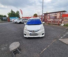 Honda Fit 1.3 Hybrid. 3 MOUNTS GUARANTEE