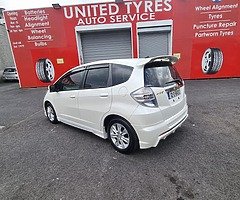 Honda Fit 1.3 Hybrid. 3 MOUNTS GUARANTEE