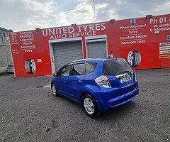 Honda Fit 1.3 Hybrid - Image 4/9