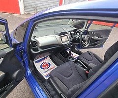 Honda Fit 1.3 Hybrid - Image 5/9