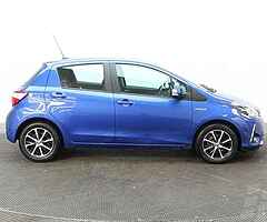 2019 Toyota YARIS HYBRID AUTO NAV EURO 6✅️ - Image 6/10