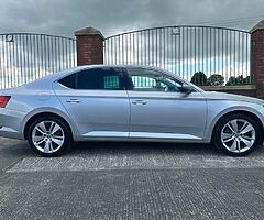 2017 Škoda Superb - Image 5/10