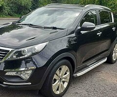 2012 kia sportage 2.0 CRDi AWD, 6 speed manaul