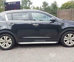 2012 kia sportage 2.0 CRDi AWD, 6 speed manaul - Image 5/10