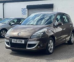 2010 Renault Scenic - Image 5/9