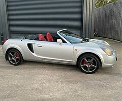 2003 Toyota MR2 - Image 4/9