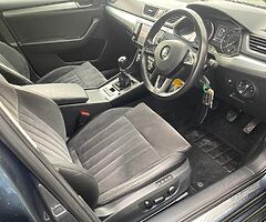 2017 (171) Skoda Superb 2.0 TDI SE Business Sportline Style - Image 10/10