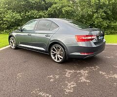 2017 (171) Skoda Superb 2.0 SE Business Sportline Style - Image 4/10