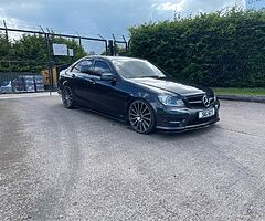 2011 Mercedes-Benz C-Class - Image 4/8
