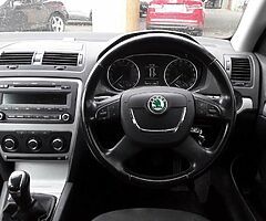 2013 2013 SKODA OCTAVIA 2.0 TDI 140 BHP AMBITION NCT 5/23 TAX 7/22  OCTAVIA - Image 9/10